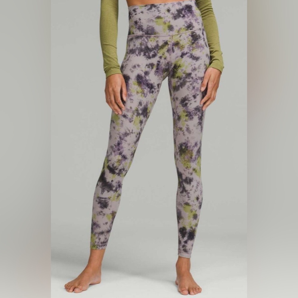 Lululemon Align High-Rise Pant 28"
Radial Tie Dye Mauve Grey Multi size 4 - Picture 1 of 6